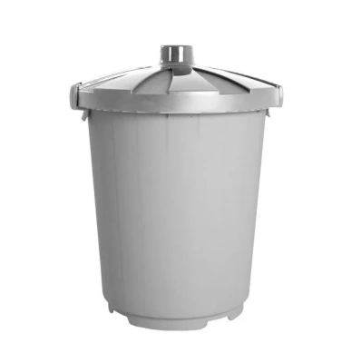 Бак пластиковый 105 л с крышкой