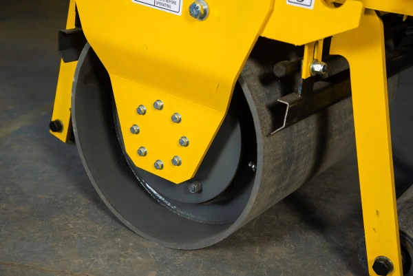 Виброкаток одновальцовый бензиновый (Honda) TOR R300*