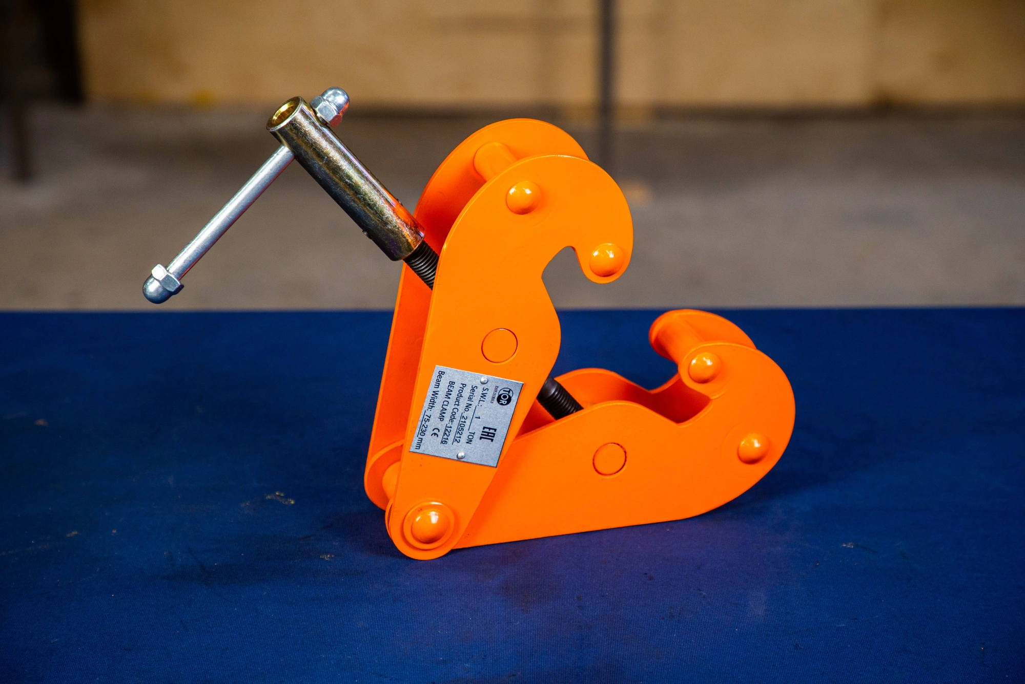 Захват балочный TOR LJ-Q-1 (г/п 1 т)